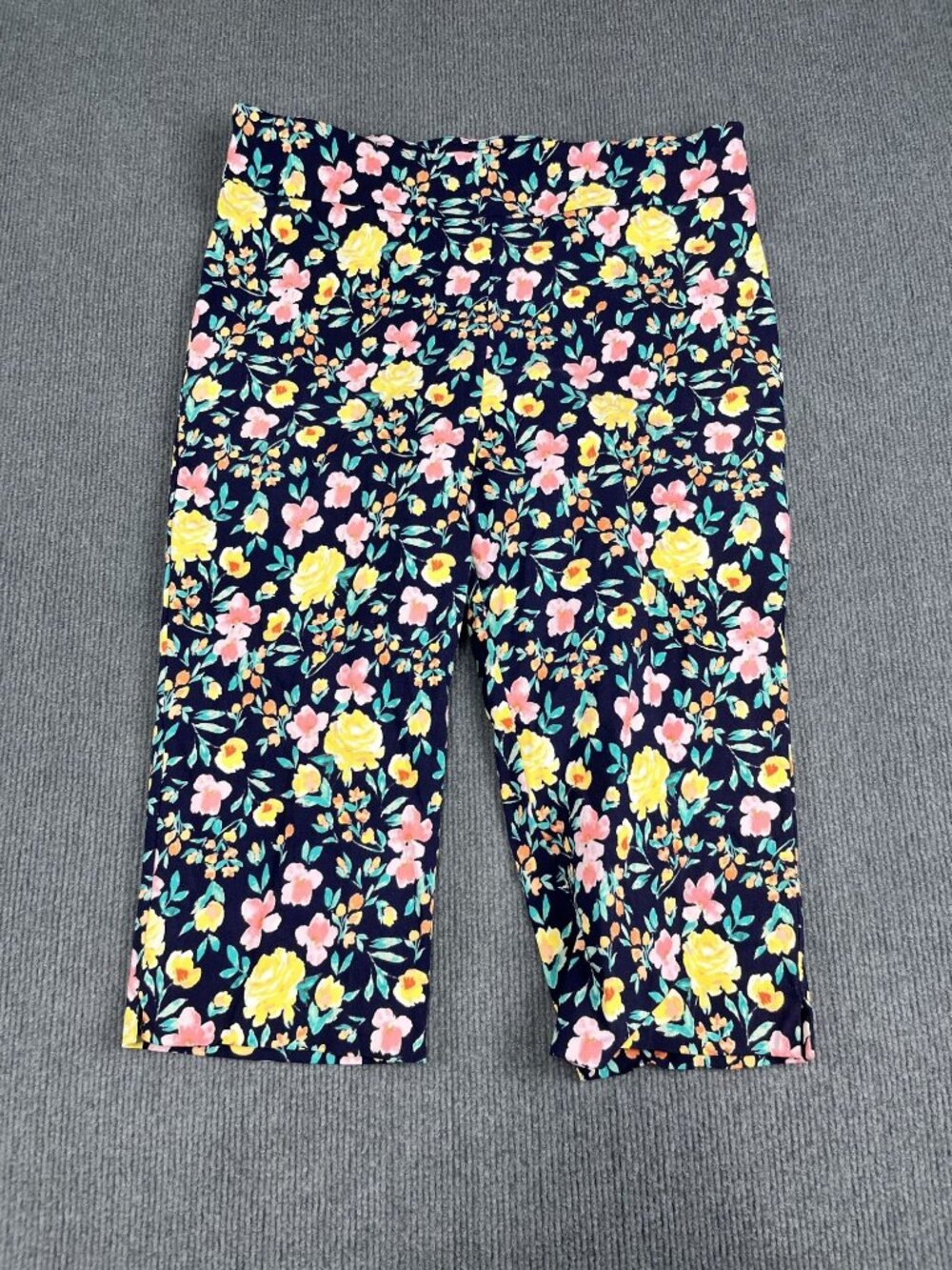 Counterparts Womens Floral Bermuda Shorts 16P Navy Pink Yellow